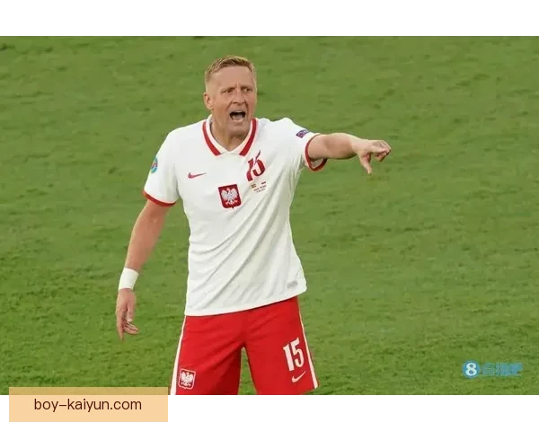 萨维奇本赛季防守数据表现稳健，拦截与抢断效率持续提升